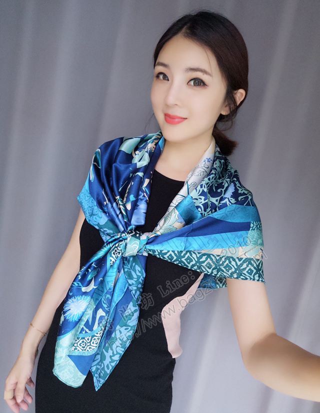HERMES圍巾 愛馬仕女絲巾 專櫃新品真絲緞面燙金大方巾  llwj6721